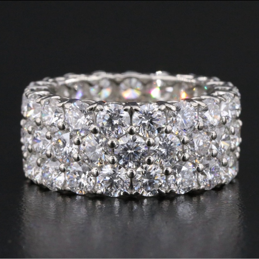 Platinum 9.94 ctw Diamond Band